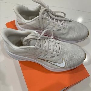 Women’s Nike Quest 3